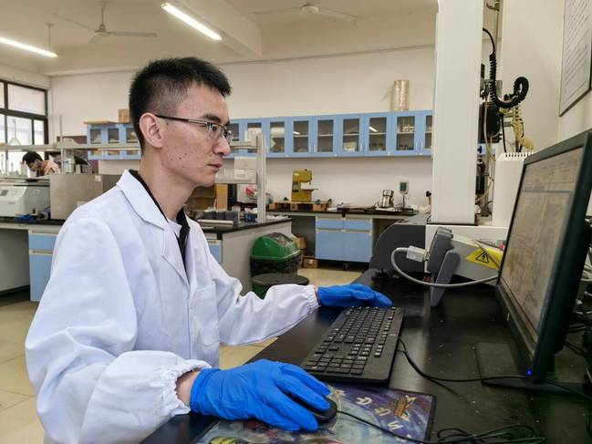 科教融合潤(rùn)物無聲，潛精研思助力雙碳 材料科學(xué)的創(chuàng)新引擎